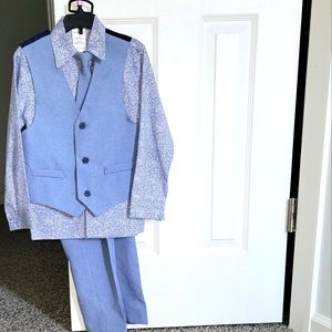 Esster!!! Light blue and white 4 piece formal set